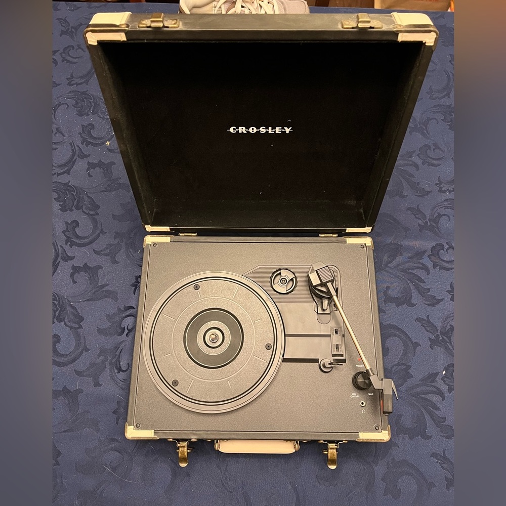 Crosley Record Player Turntable !!
